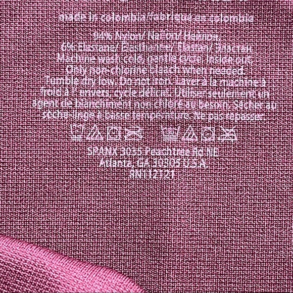 Spanx Cropped Look at Me Now Seamless Leggings Garnet Rose - Picture 5 of 7